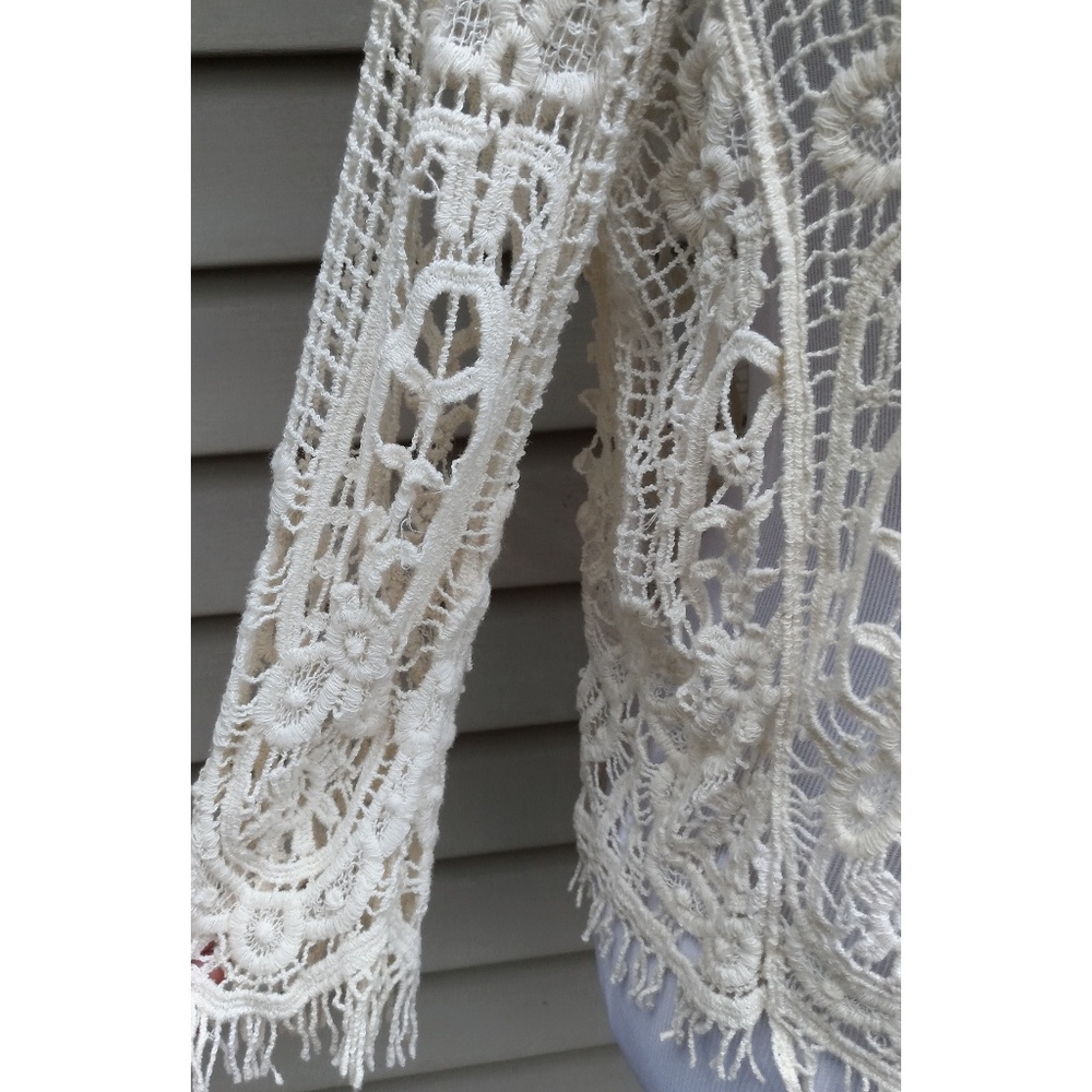 {LAST 2! SMALL} Cream Crochet Crop Top Blouse - Picture 4 of 7